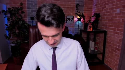 Steve online show from December 10, 5:55 pm