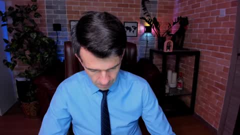 Steve online show from December 15, 1:00 pm