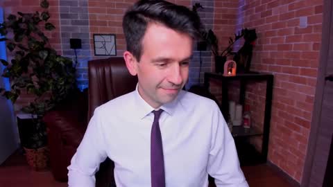 Steve online show from December 18, 5:21 pm