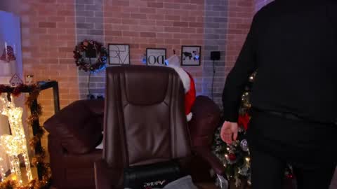 Steve online show from December 25, 11:43 am