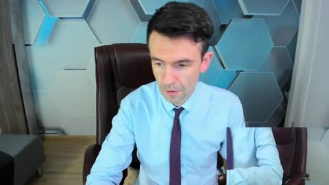 Snapshot of hard_and_juici chatting on March 31, 3:56 pm Steve online show from March 31, 3:56 pm