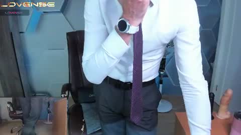 Snapshot of hard_and_juici chatting on June 22, 6:38 pm Steve online show from June 22, 6:38 pm