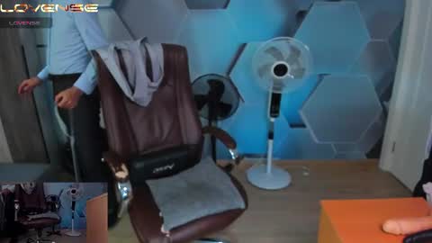 Snapshot of hard_and_juici chatting on July 5, 1:07 pm Steve online show from July 5, 1:07 pm
