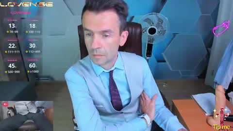 Snapshot of hard_and_juici chatting on July 8, 4:00 pm Steve online show from July 8, 4:00 pm