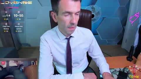 Snapshot of hard_and_juici chatting on July 12, 1:02 pm Steve online show from July 12, 1:02 pm