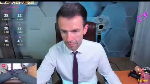 Snapshot of hard_and_juici chatting on July 26, 3:36 am Steve online show from July 26, 3:36 am