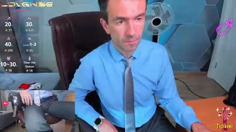 Snapshot of hard_and_juici chatting on July 28, 11:17 am Steve online show from July 28, 11:17 am