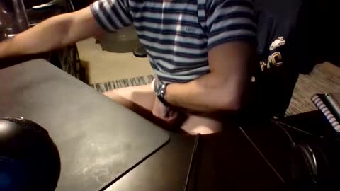 hard_nut_dude online show from December 20, 5:36 am