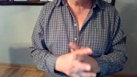 hardchicagoforzya online show from March 4, 6:18 pm