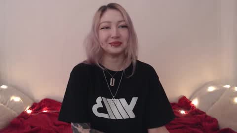 Emily online show from February 10, 11:20 pm