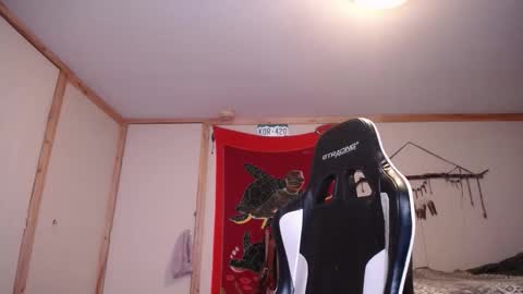 Snapshot of harddick19966 chatting on February 9, 6:23 pm Austin online show from February 9, 6:23 pm