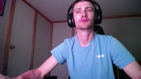 Snapshot of harddick19966 chatting on March 28, 2:11 am Austin online show from March 28, 2:11 am