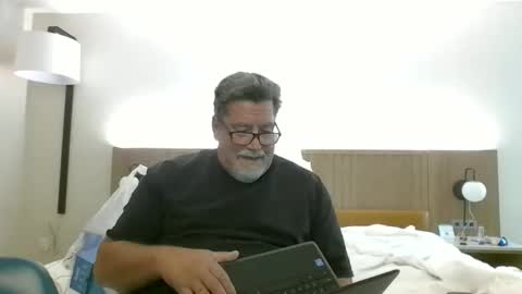 hardfreak4you online show from November 4, 4:33 am