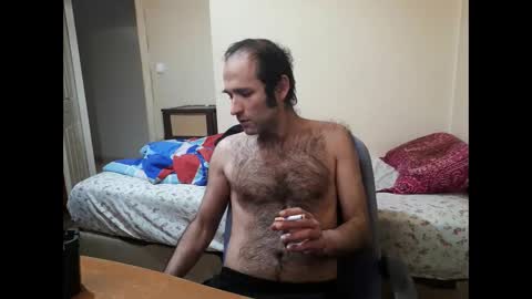 Snapshot of hardhairy10 chatting on February 23, 1:53 pm hardhairy10 online show from February 23, 1:53 pm