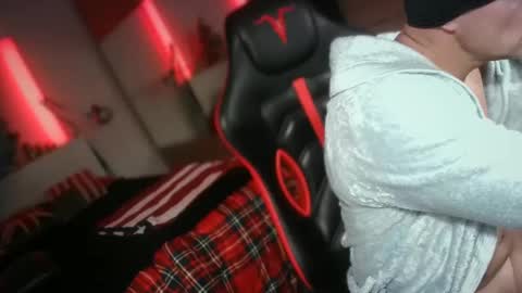 MATTSTEEL - ITALIAN STALLION online show from December 23, 1:29 am