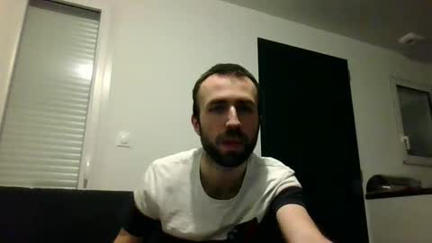 Snapshot of hardmika chatting on February 13, 11:58 pm Mika online show from February 13, 11:58 pm