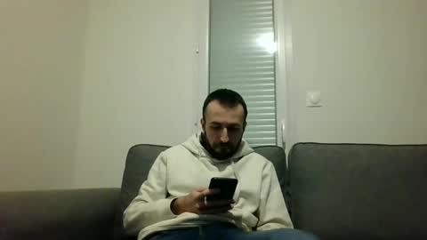 Snapshot of hardmika chatting on March 2, 11:31 pm Mika online show from March 2, 11:31 pm