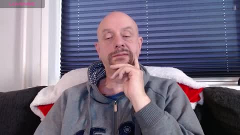 MrLazy online show from January 5, 1:36 pm