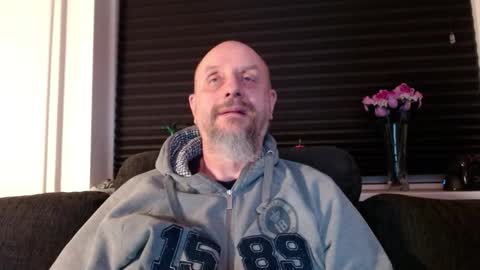 MrLazy online show from January 16, 5:39 pm