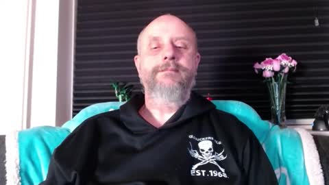 MrLazy online show from February 6, 7:17 pm