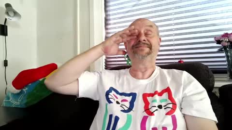 MrLazy online show from June 6, 2:44 pm