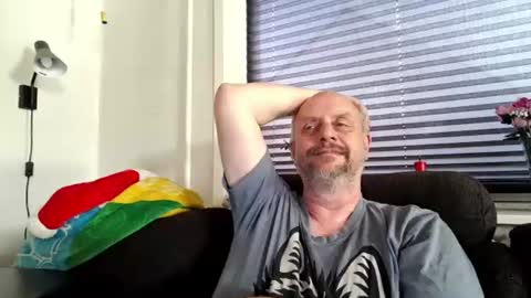 MrLazy online show from June 20, 4:32 pm