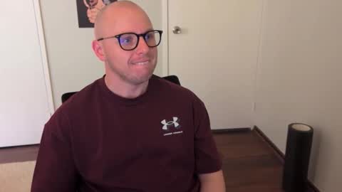 Stand Lee online show from October 14, 6:03 am