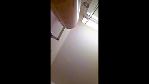 Snapshot of hardone00000 chatting on May 31, 8:21 am hardone00000 online show from May 31, 8:21 am