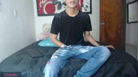 Andres Dean online show from July 31, 5:12 pm