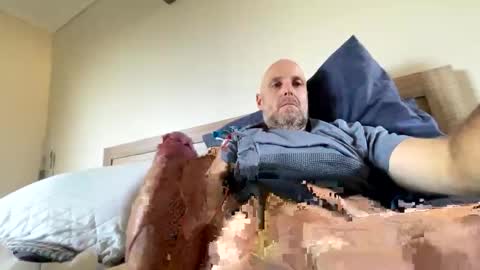 hardtruckie online show from February 18, 1:12 am