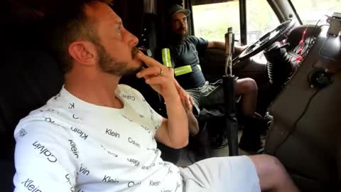 Snapshot of hardworkertn chatting on March 16, 4:55 pm hardworkertn online show from March 16, 4:55 pm