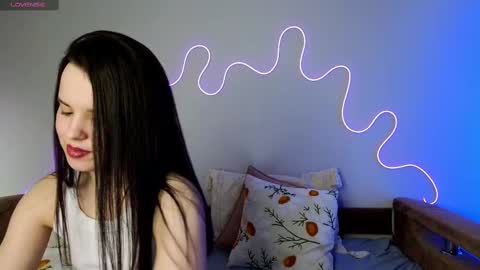 Snapshot of harleen_moore chatting on March 1, 9:59 pm Harleen online show from March 1, 9:59 pm