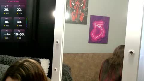 Snapshot of harleen_moore chatting on December 19, 3:35 am Harleen online show from December 19, 3:35 am