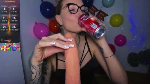 Tasya online show from December 16, 5:18 pm