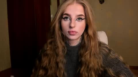 Snapshot of harley_kimm chatting on February 23, 4:43 am Julia online show from February 23, 4:43 am