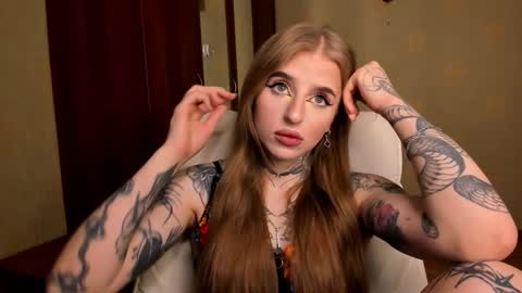 Snapshot of harley_kimm chatting on March 12, 4:51 am Julia online show from March 12, 4:51 am