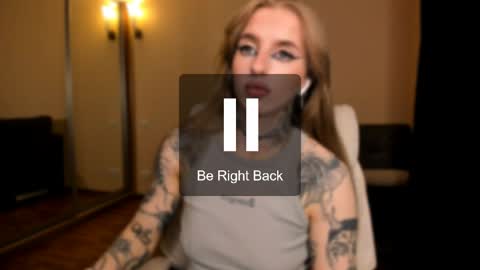 Snapshot of harley_kimm chatting on May 23, 5:34 am Julia online show from May 23, 5:34 am