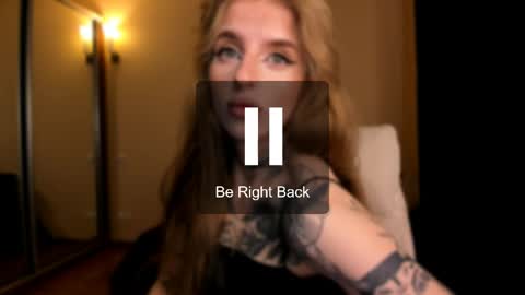 Snapshot of harley_kimm chatting on May 25, 4:51 am Julia online show from May 25, 4:51 am