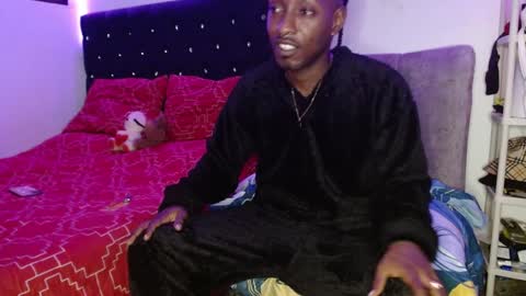 Snapshot of harley_quinnn111 chatting on December 24, 9:55 pm harley_quinnn111 online show from December 24, 9:55 pm