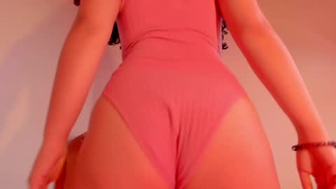 Annie online show from February 12, 6:19 am