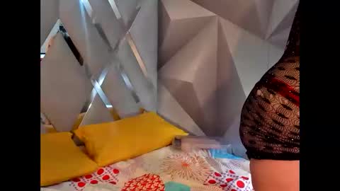 Snapshot of harleyhot_ chatting on March 16, 7:51 pm harleyhot_ online show from March 16, 7:51 pm