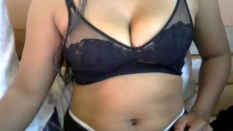 harmalie online show from July 25, 7:50 am