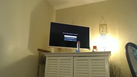 Snapshot of harmony_rose_xoxo chatting on February 13, 9:27 pm Harmony online show from February 13, 9:27 pm