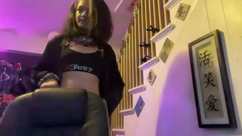 Snapshot of harmonycoxx_ chatting on February 16, 11:16 pm Nicky online show from February 16, 11:16 pm