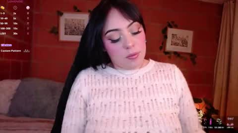 Snapshot of harmonyy01 chatting on May 10, 3:44 am Harmony Please help me to reach 100 thumbs up online show from May 10, 3:44 am