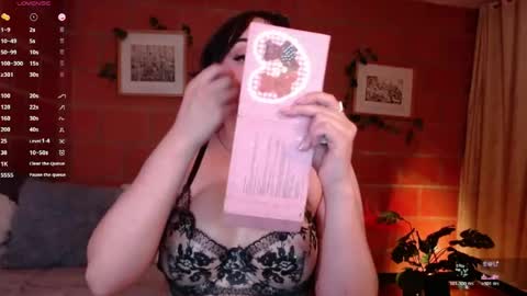 Snapshot of harmonyy01 chatting on May 27, 3:03 am Harmony Please help me to reach 100 thumbs up online show from May 27, 3:03 am