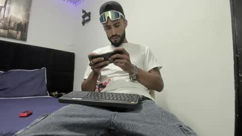 Snapshot of harold_999 chatting on October 12, 9:58 pm harold_999 online show from October 12, 9:58 pm