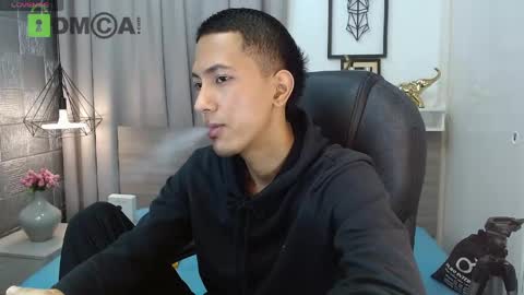 Snapshot of haroldxl chatting on April 23, 1:57 pm IM HAROLD online show from April 23, 1:57 pm
