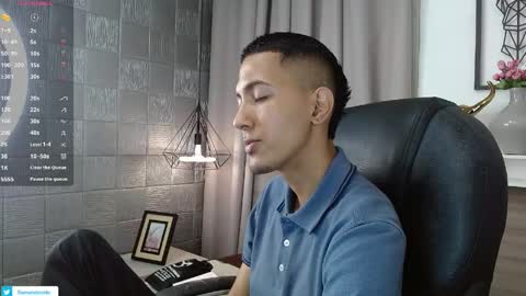 Snapshot of haroldxl chatting on June 5, 2:34 pm IM HAROLD online show from June 5, 2:34 pm