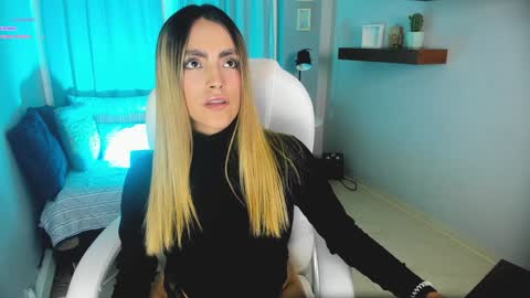 Harper  online show from December 3, 5:01 pm